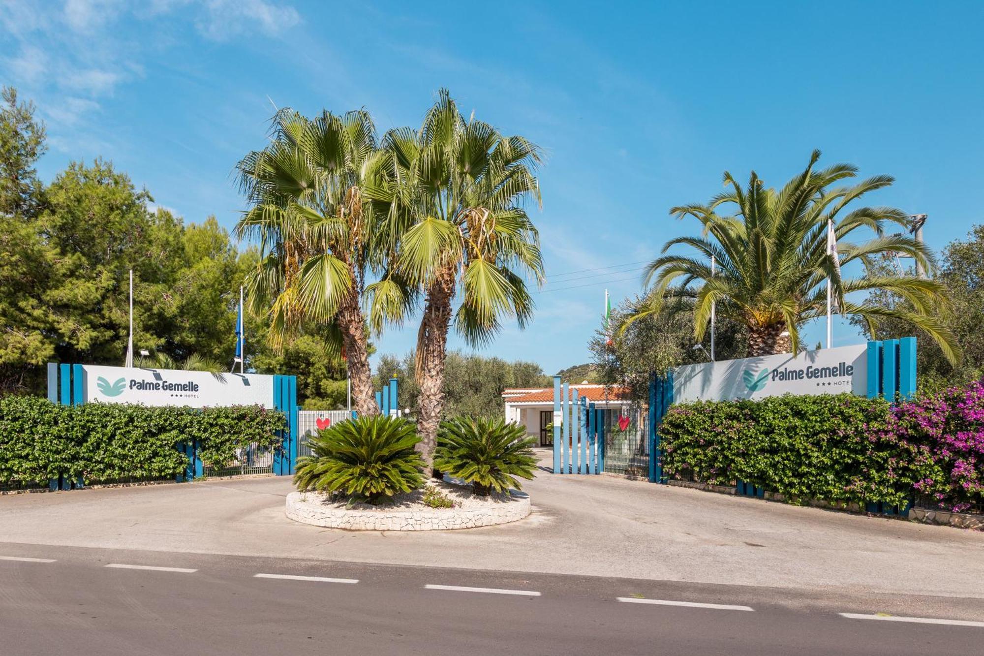 Hotel Palme Gemelle Vieste Bagian luar foto
