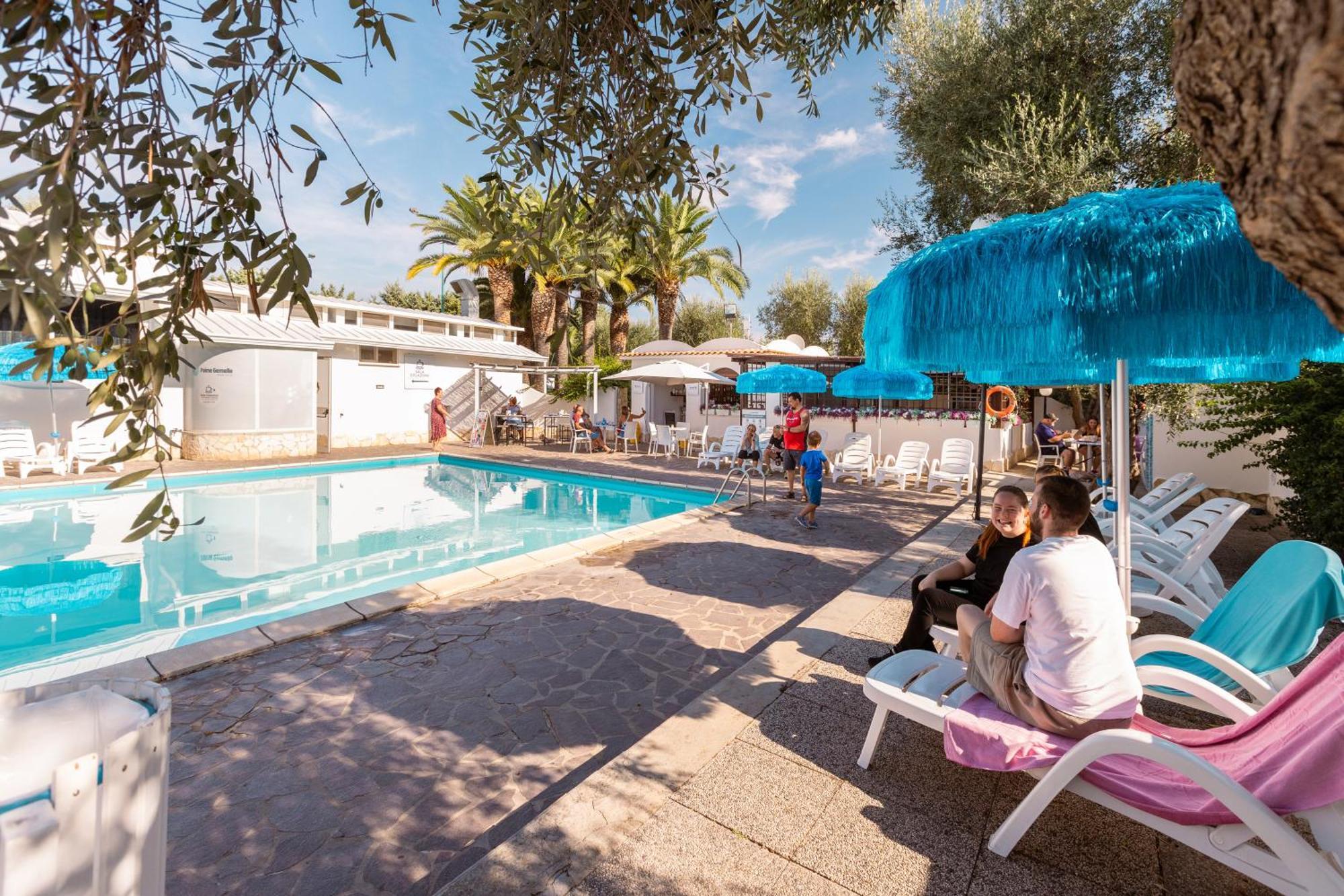 Hotel Palme Gemelle Vieste Bagian luar foto