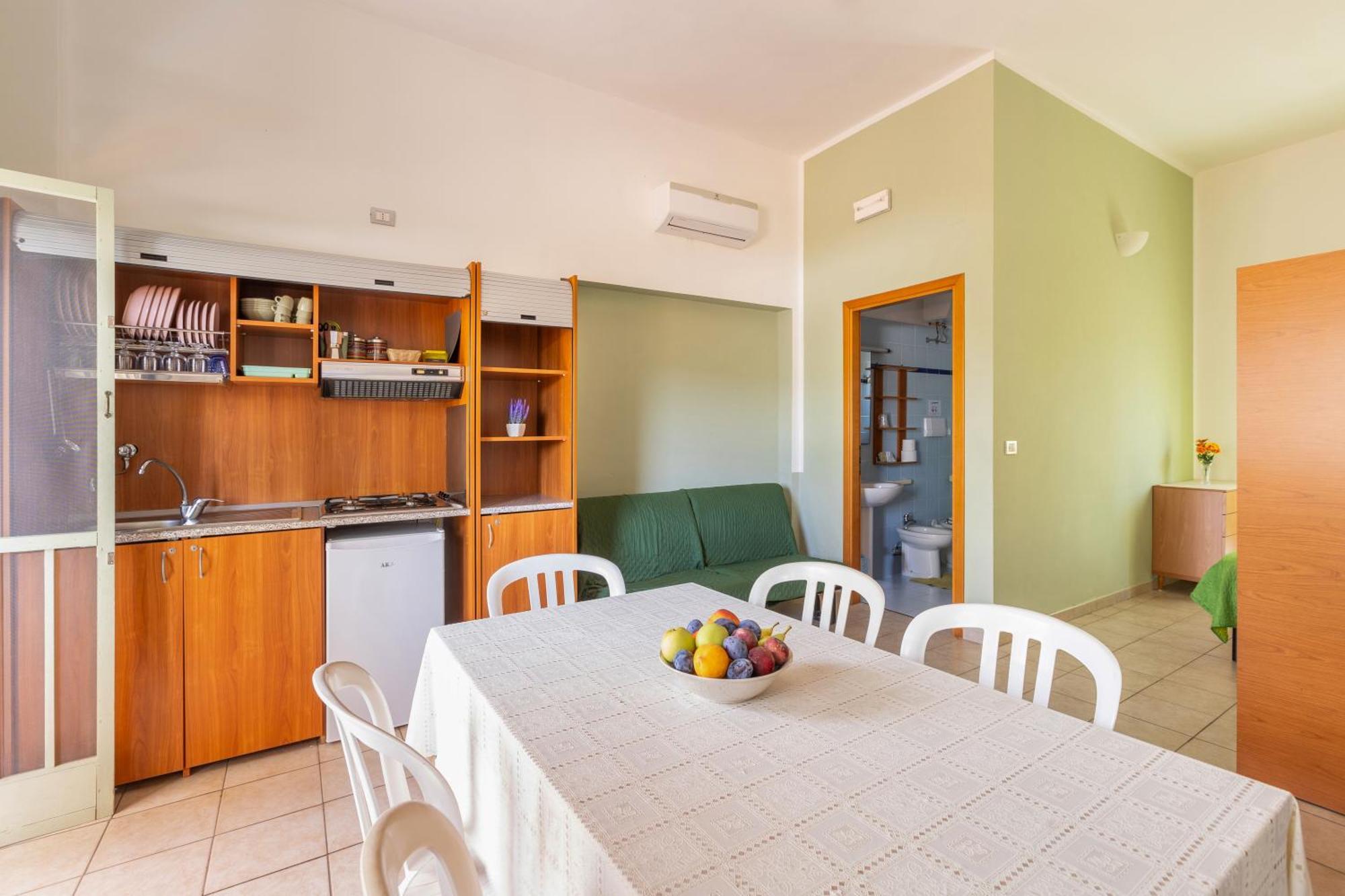 Hotel Palme Gemelle Vieste Bagian luar foto