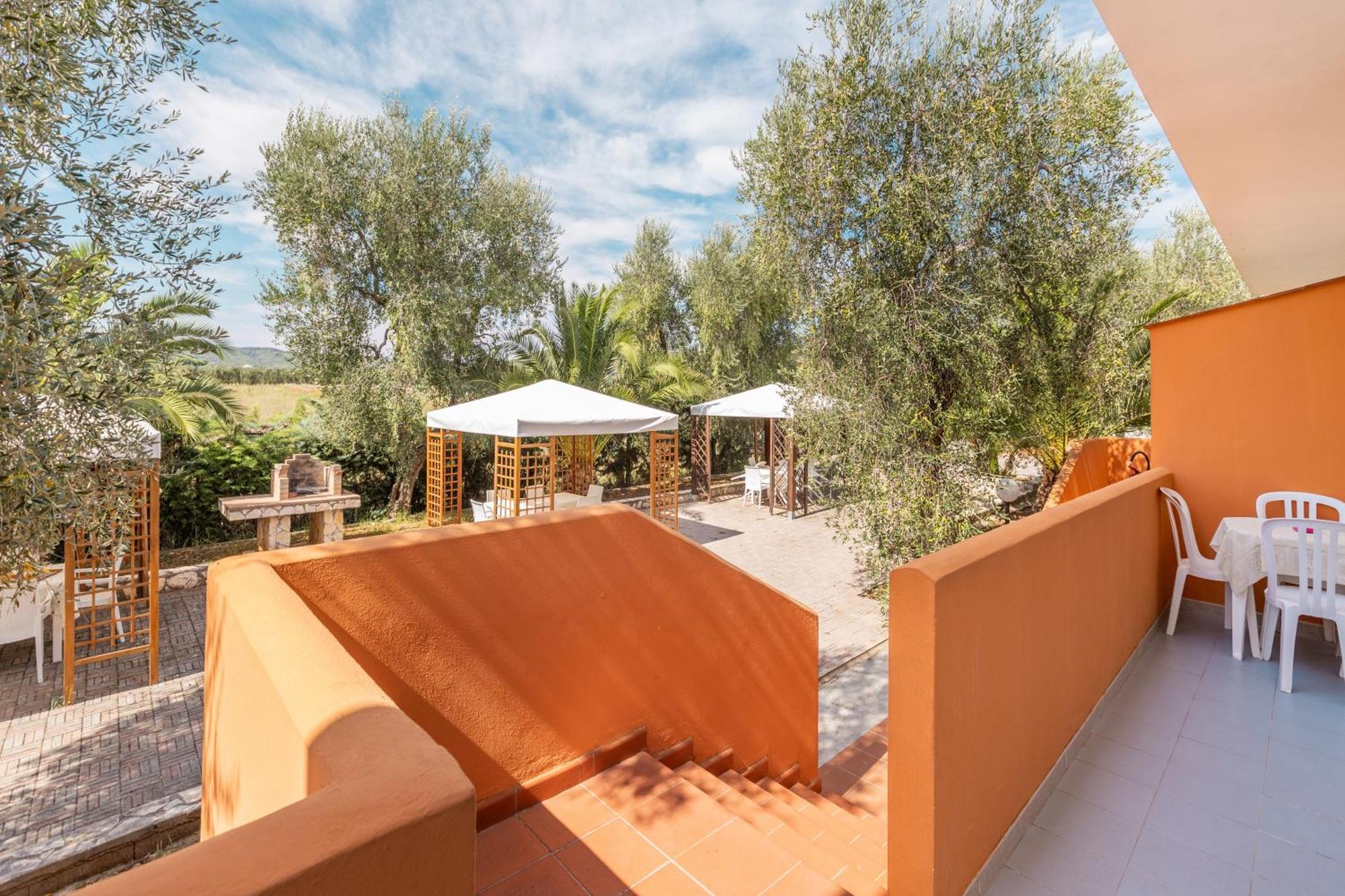 Hotel Palme Gemelle Vieste Bagian luar foto